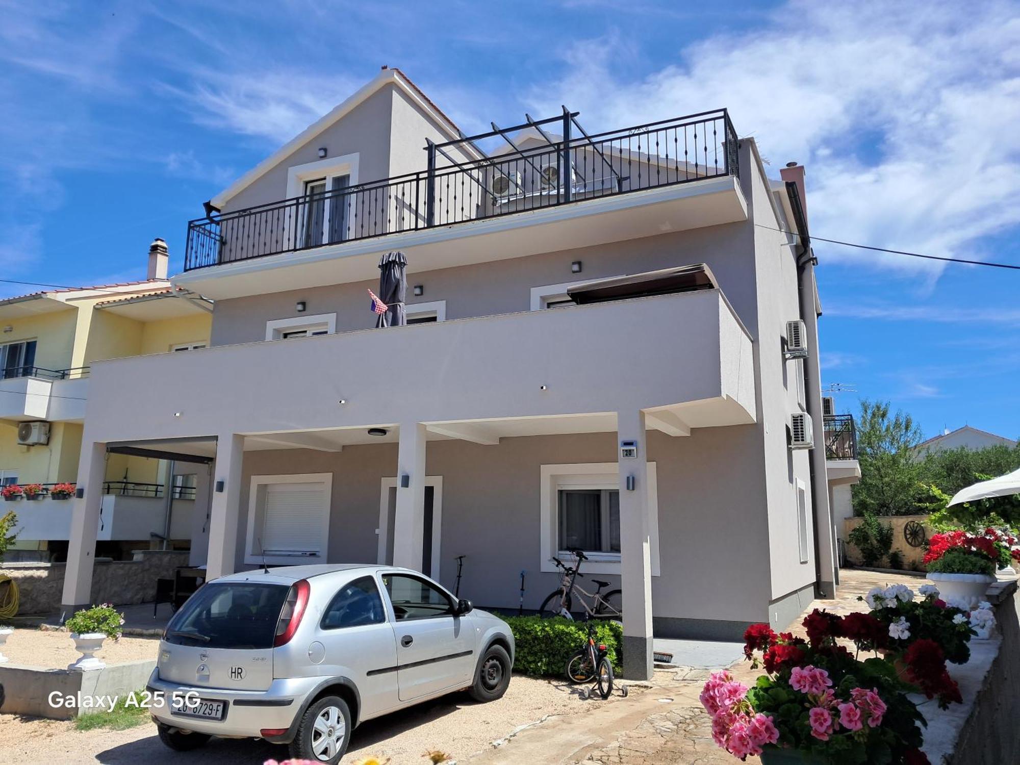Apartments Tonci Tribalj 外观 照片