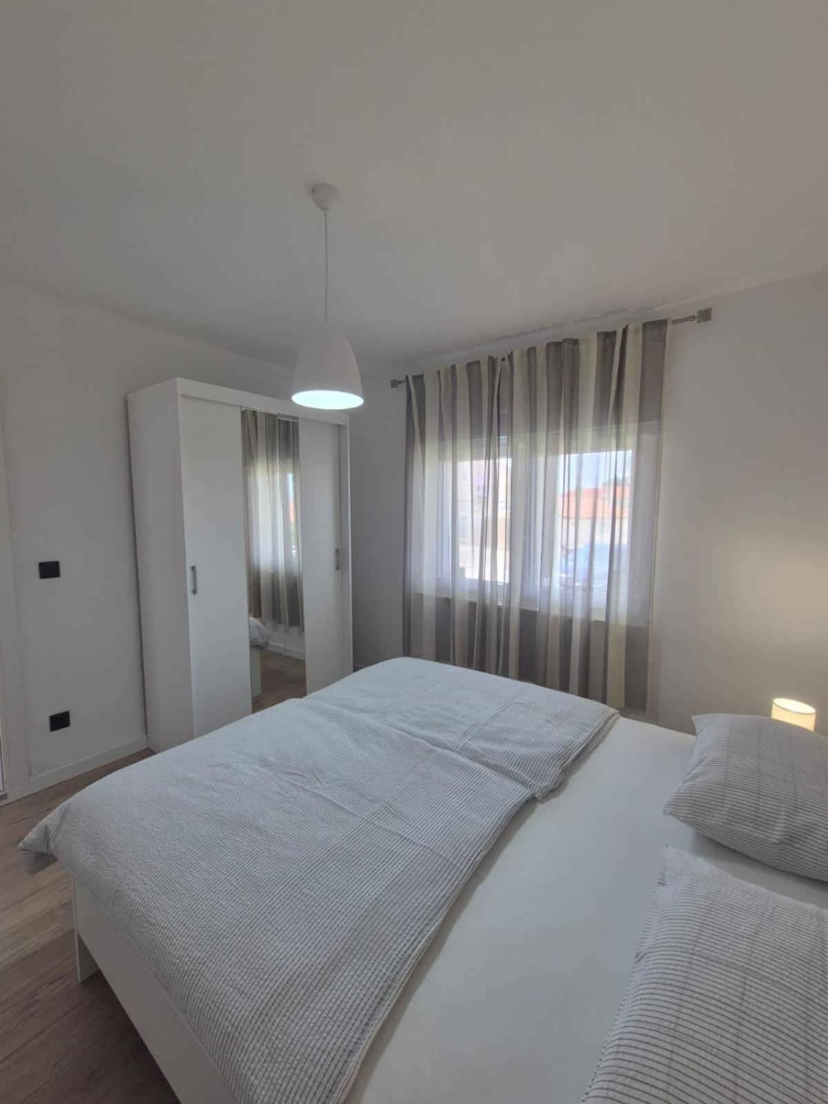 Apartments Tonci Tribalj 外观 照片
